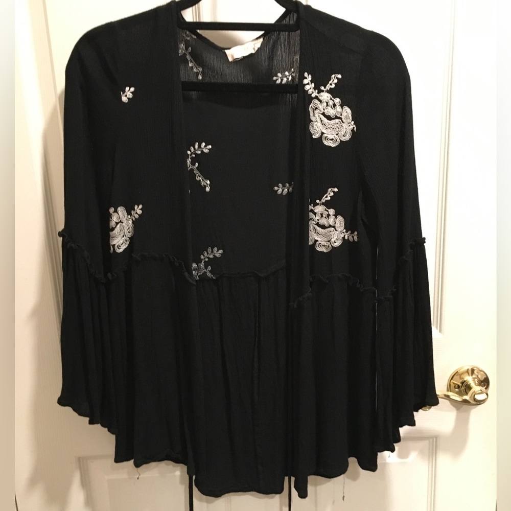 Cute tie top